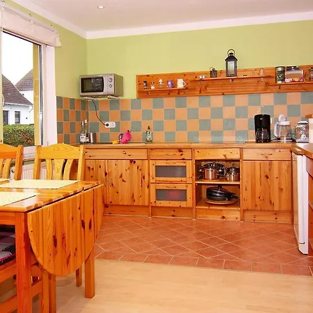 Gemuetliches Ferienhaus In Zinnowitz, Ruhig Gelegen